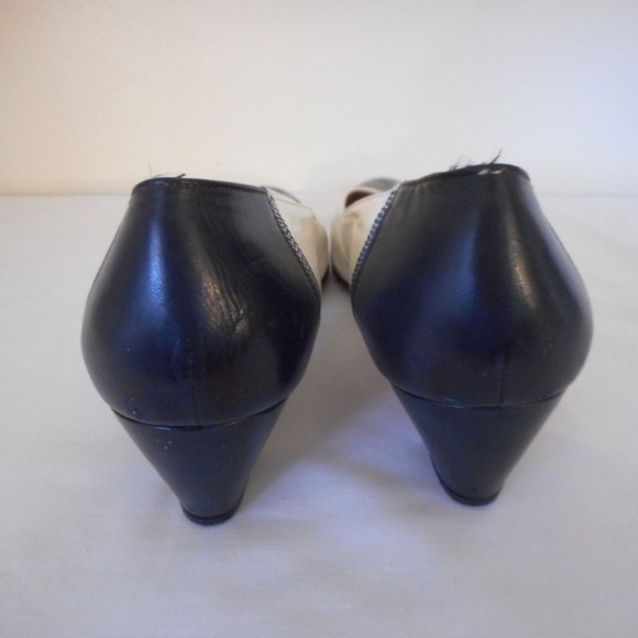 Salvatore Ferragamo Sz 7.5 AAA Blue/white wingtip - Picture 3 of 8